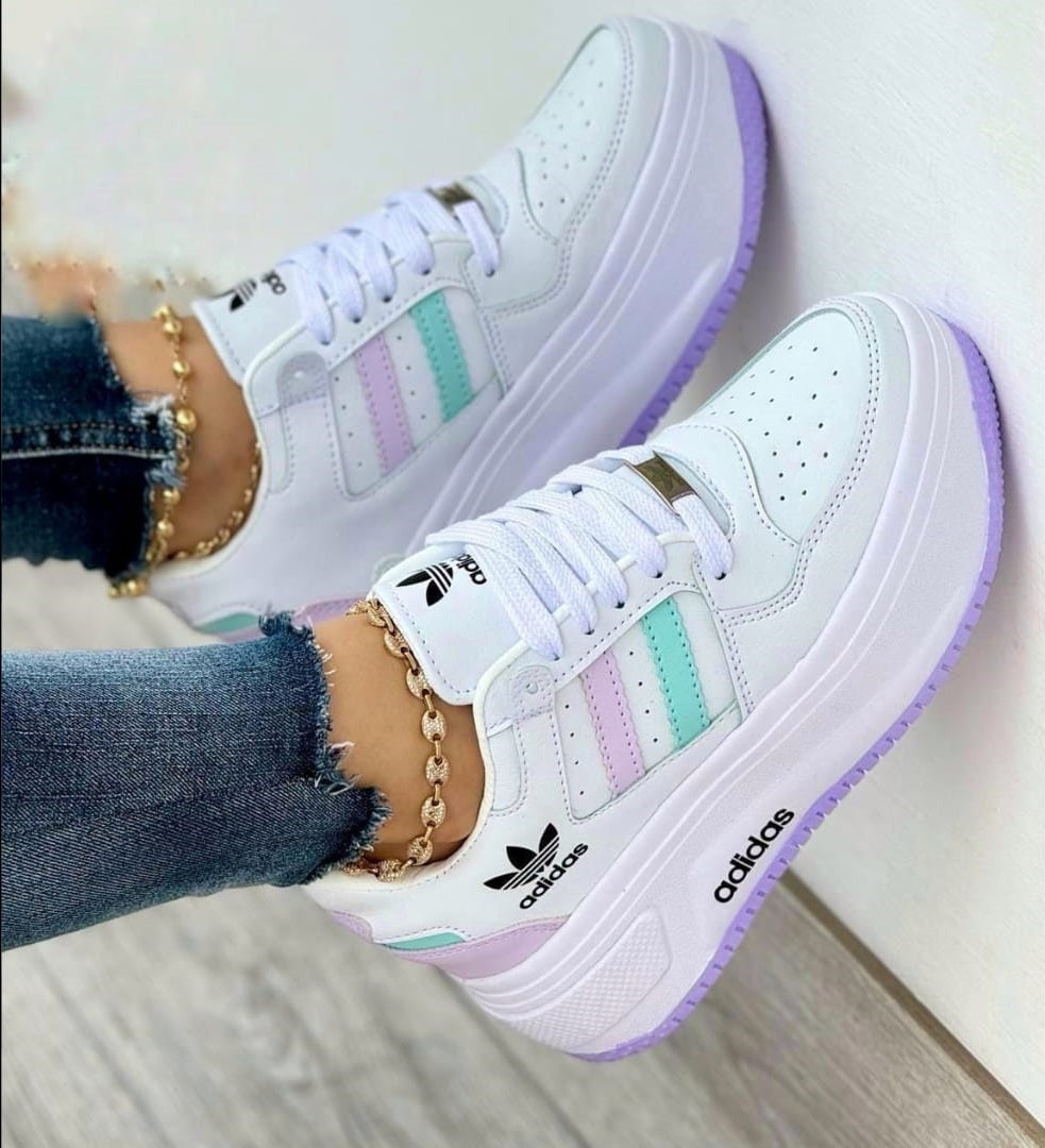 Adidas Doble Mujer – El Toque Final que Eleva Tu Estilo